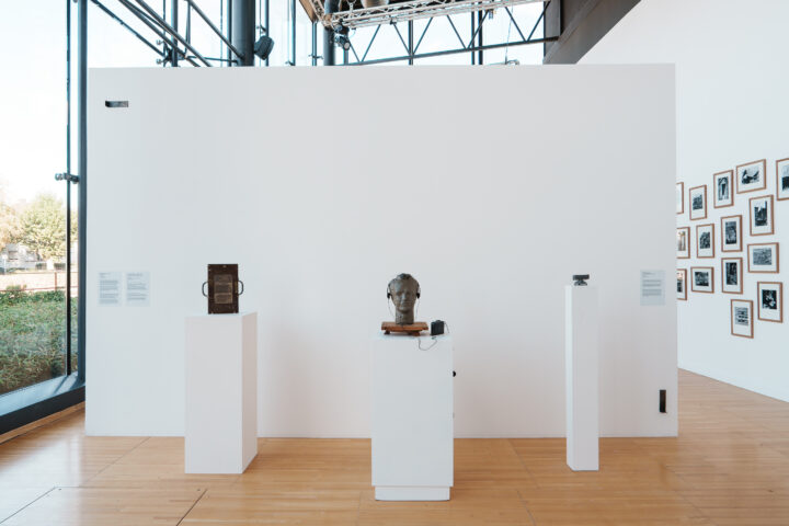 Vue de l'exposition "Voir, revoir" au FRAC Alsace - Crédit photo : Sébastien Buzov