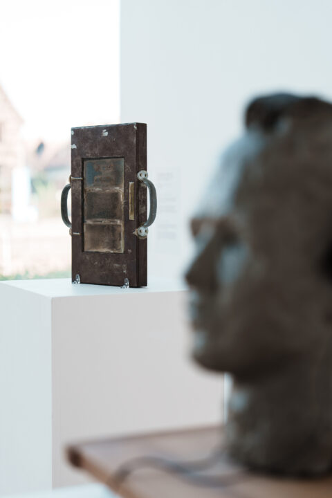 Vue de l'exposition "Voir, revoir" au FRAC Alsace - Crédit photo : Sébastien Buzov